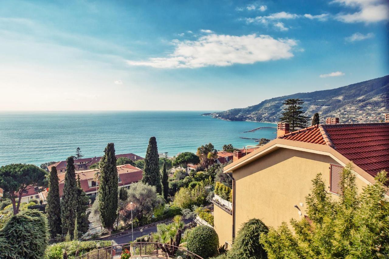 Una Terrazza Sul Golfo Di Ospedaletti By Wonderful Italy 外观 照片